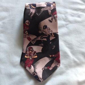 American sports men’s necktie football